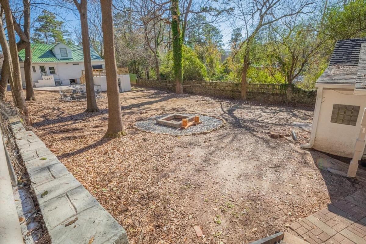 Cara'S Cottage 2 Miles From Sanford Stadium Athens Eksteriør bilde
